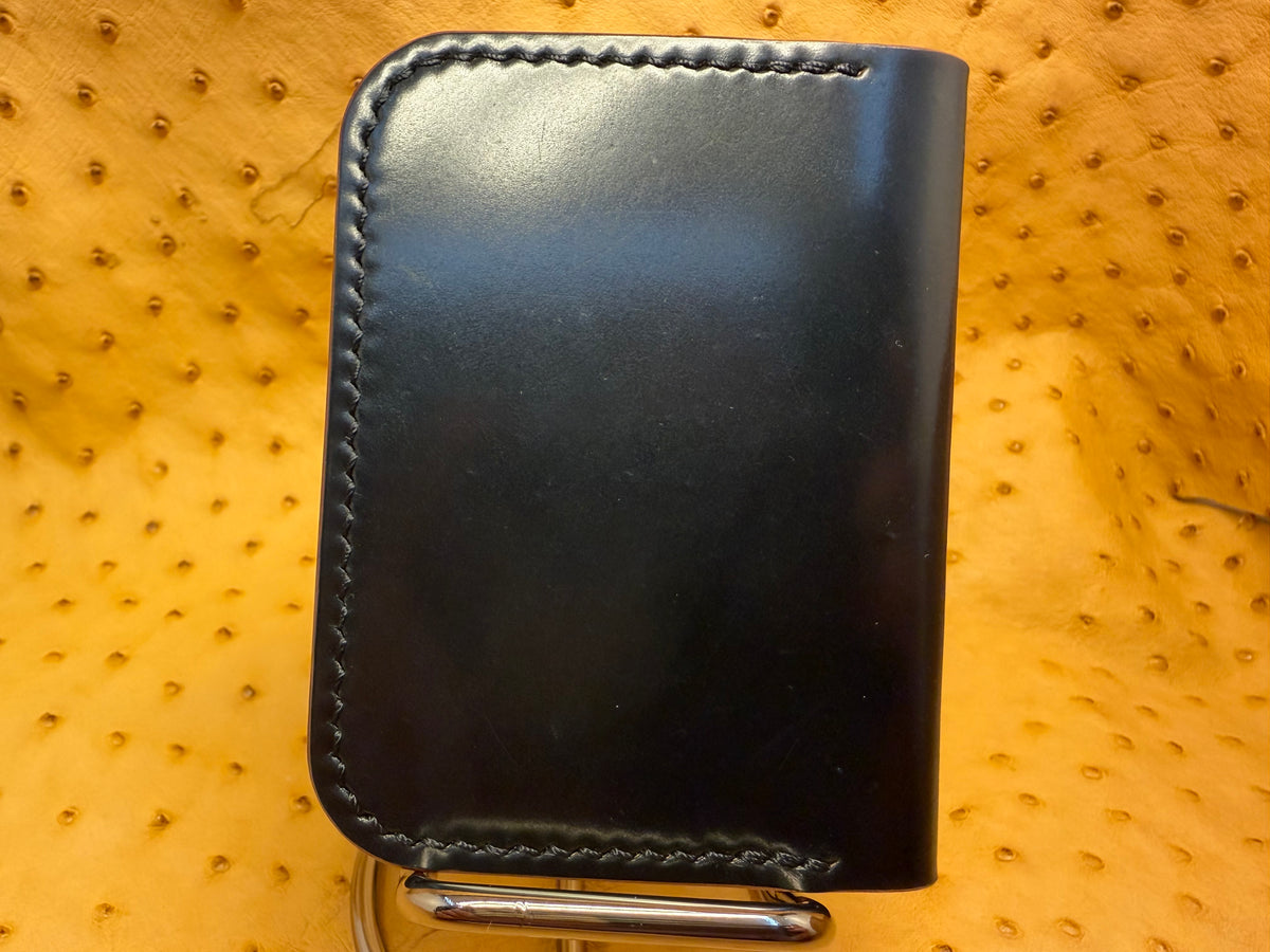 Front Pocket Bifold - Horween Shell Cordovan